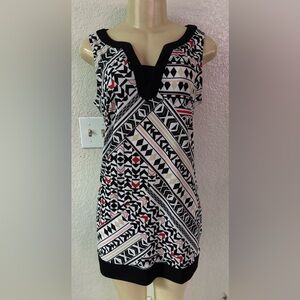 White House black market classy elegant Geometric Patterned Sleeveless Dress
